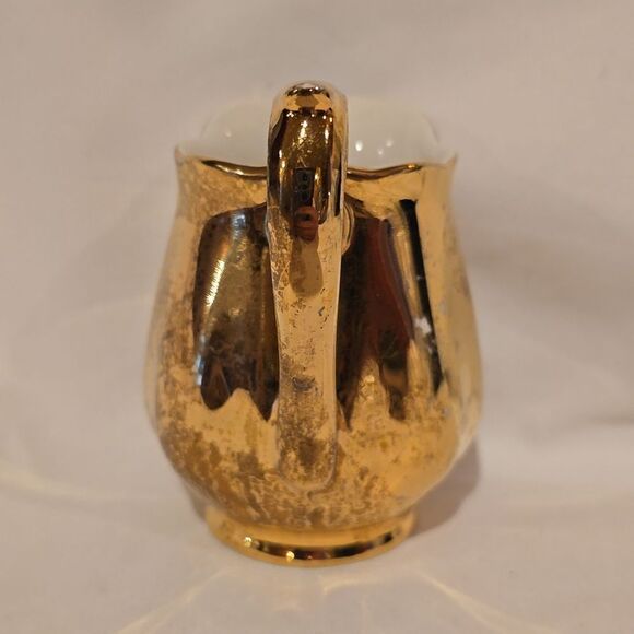 HALL CHINA GOLDEN GLOW Vintage Cream Pitcher, Warranted 22k Gold! Preloved! - Picture 5 of 6